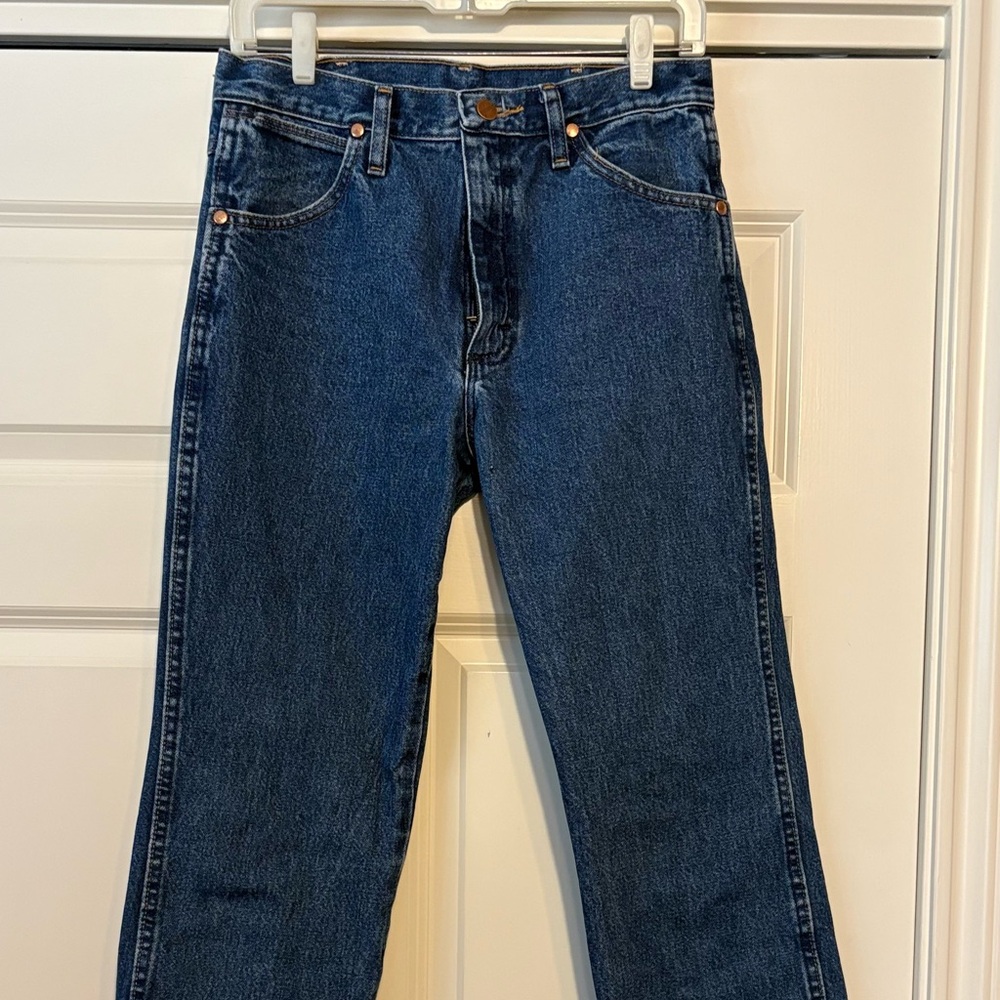 Men’s aWrangler Dark Blue Straight Jeans, size 29x32